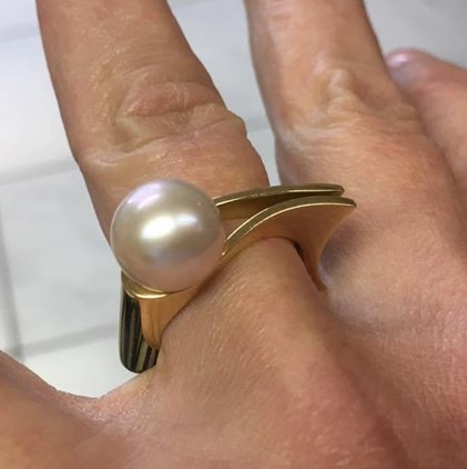 Südsee Perlenring Durchmesser 13 mm mit Gelbgold 750